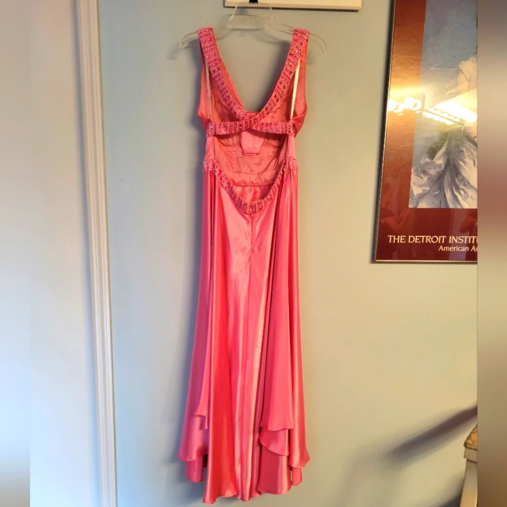 Jovani pink evening gown, size 8 - Picture 2 of 8